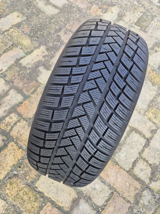 O bucată 225/50 R17 M+S iarnă - una  Pirelli Fulda Vredestein Sailun