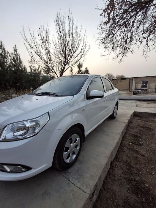 Chevrolet Nexsiya 3