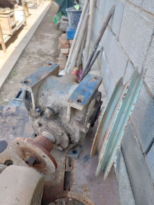 Редуктор червяшни