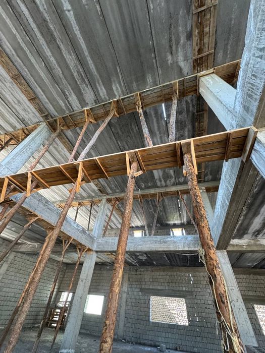 Действующий кафе