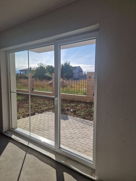 Дограма PVC свалена веднага след Акт 16