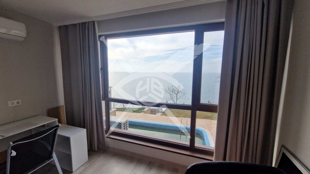 Продава се Тристаен апартамент в Поморие - 112 кв.м за 2054 €/кв.м - Снимка #11