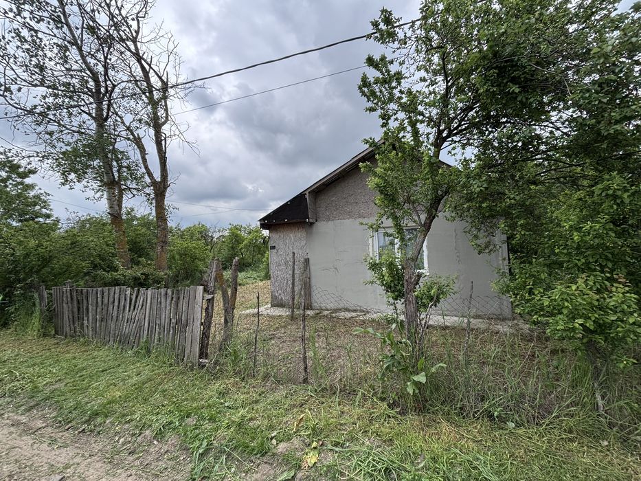 Teren vanzare + constructie / 2499 mp /57m deschidere/ electricitate+apa