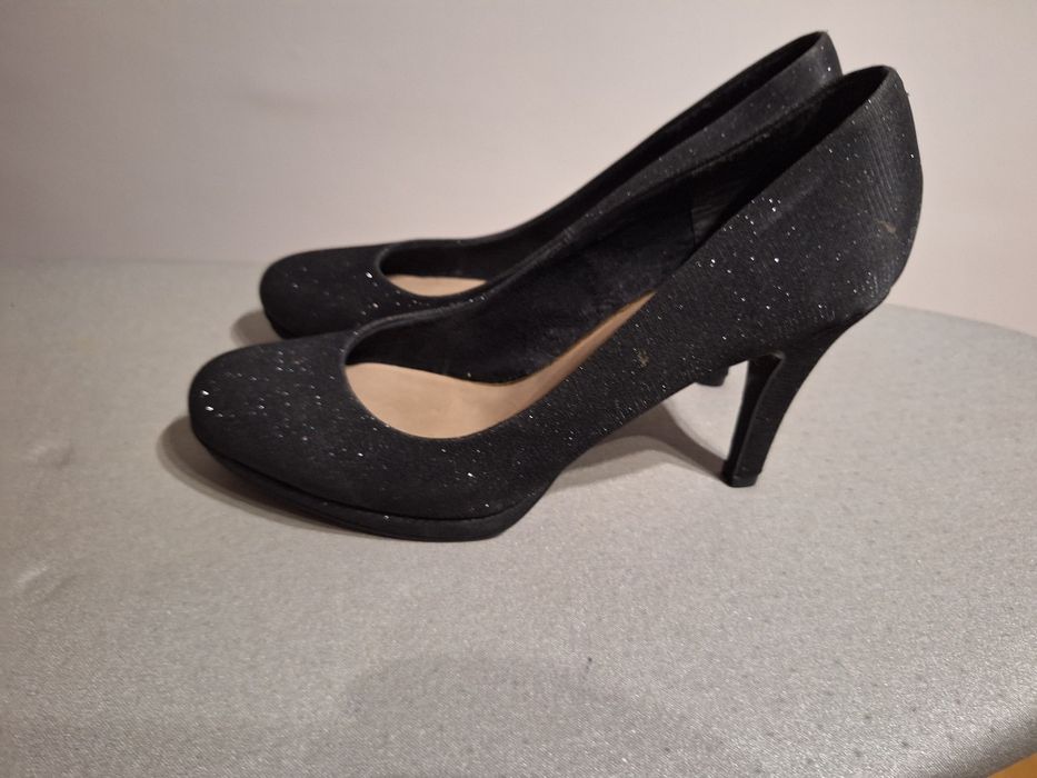 Pantofi eleganți cu sclipici