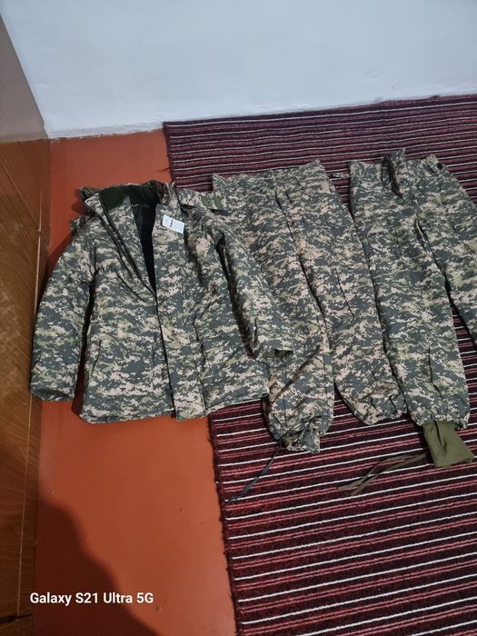 Формы, куртки, штаны ватные,бушлат.