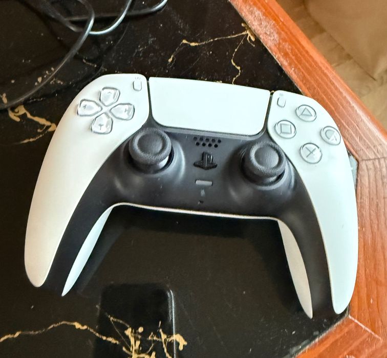 Play Station 5 Digital Edition 1TB с джойстик