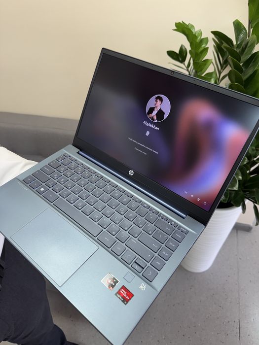 Мощный ноутбук HP Pavilion 14