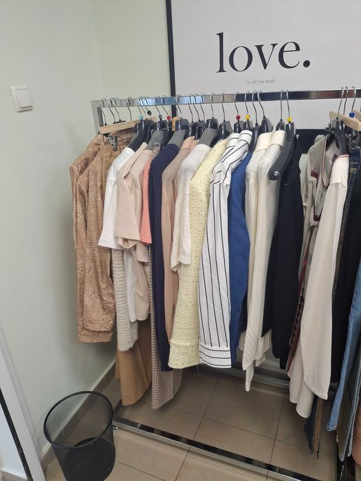 Дамско облекло, аутлетни бройки на известни марки