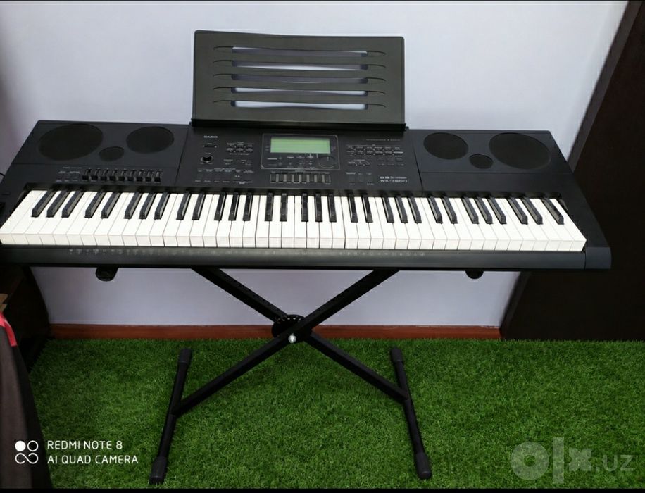 Синтезатор модель "CASIO"