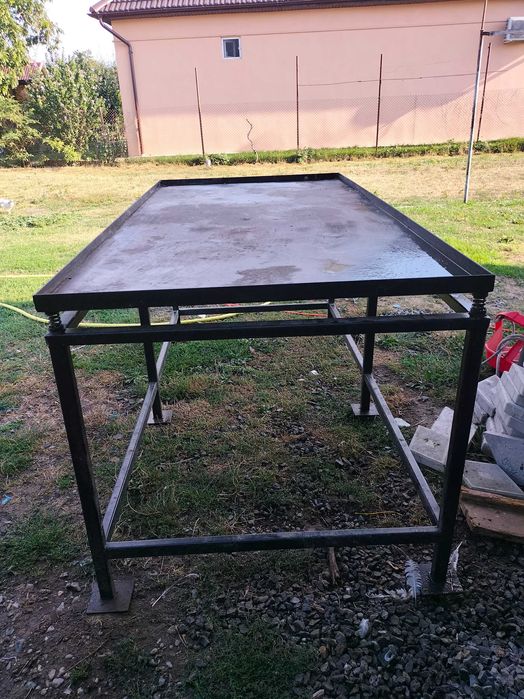 Masa vibranta pavaj boltari