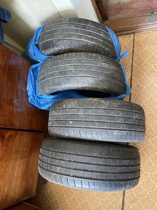 Комплект шин 215/55 R17