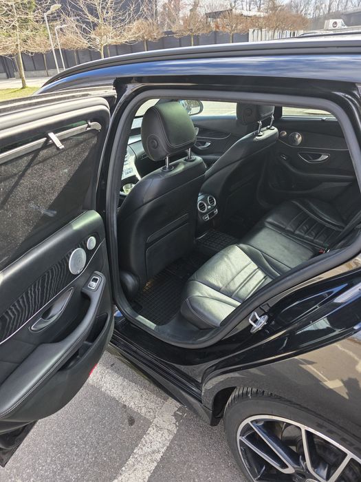 Mercedes C200 facelift AMG packet W205 комби.
Автомобилът е в добро съ