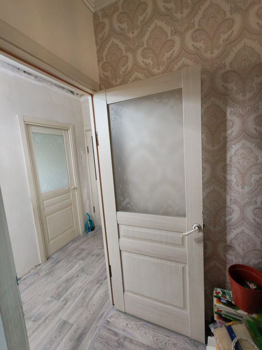 Продам межкомнатные двери