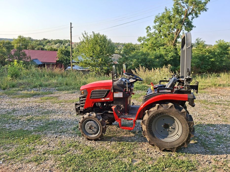 Tractor de vânzare