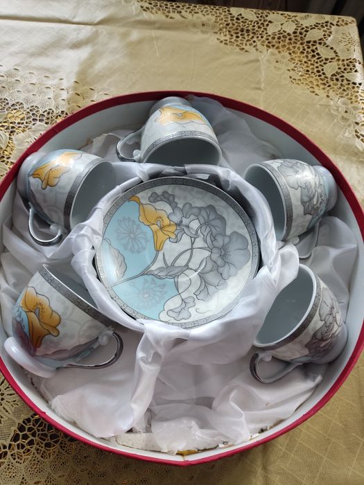 Посуда в  наборе.