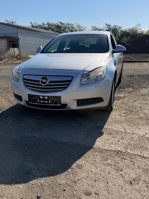 De vânzare Opel insigna