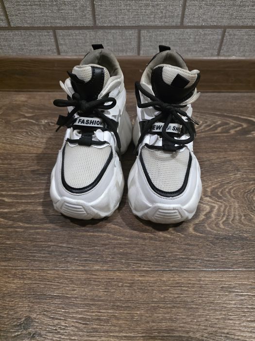 Обувь на девочку