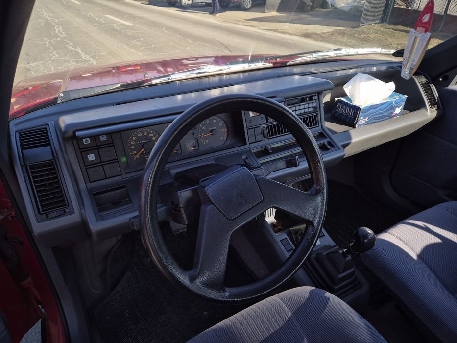 RENAULT 21 1986 — imagine 3