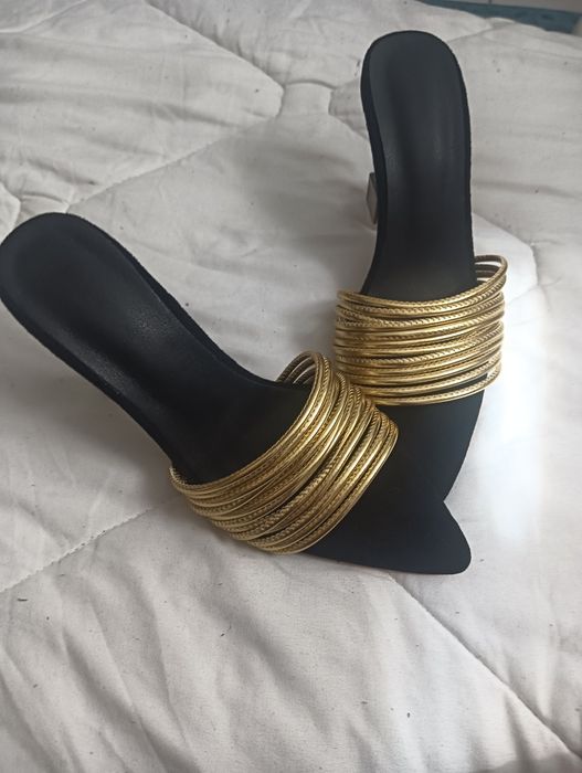 Papuci eleganți  marina. 36