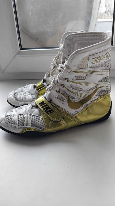 Продам счастливые боксерки 36р.б/у