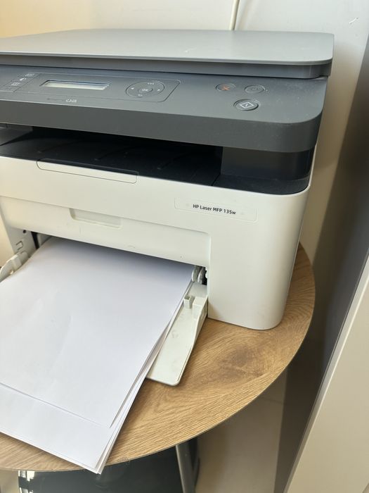 Принер hp laser MFP 135W