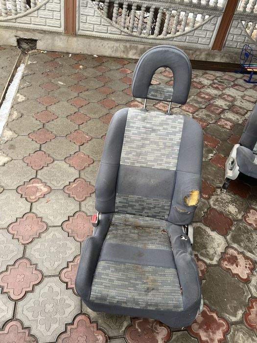 Сидение для Mitsubishi space runer