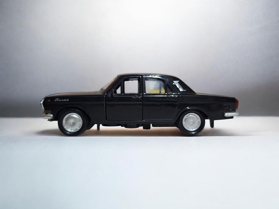 Metal mashina металлическая машина