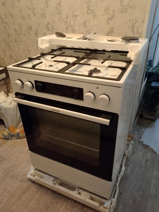Газ плита с вытяжкой