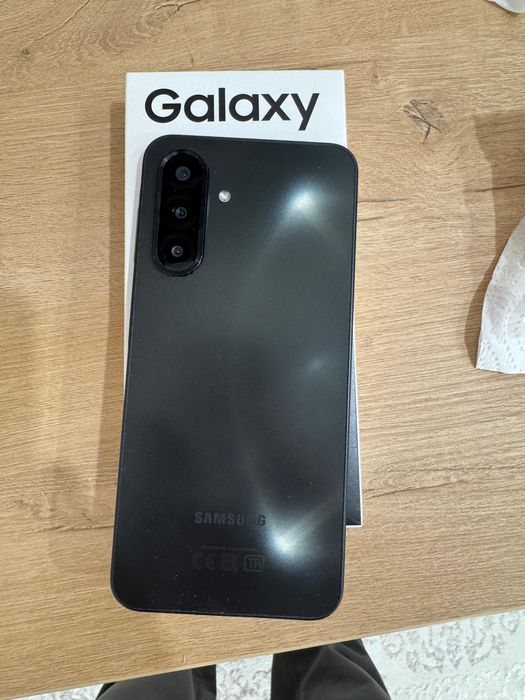Продам Samsung A17 256gb