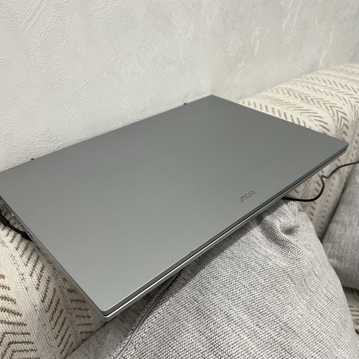 Продам ноутбук Acer Aspire 3
