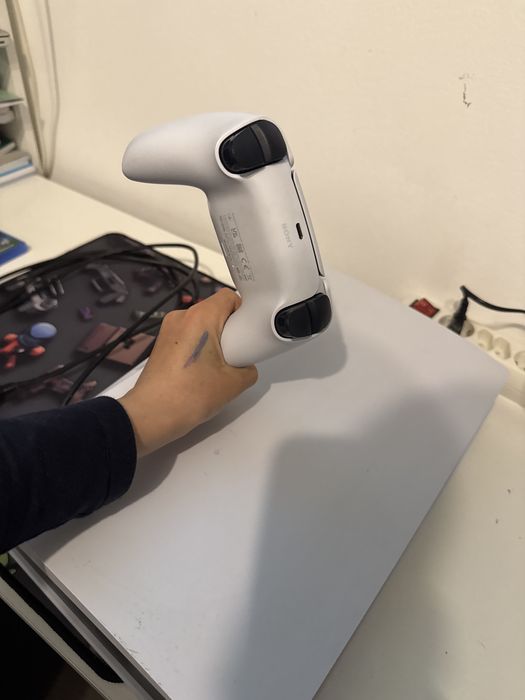 Vand ps 5  pret avantajos