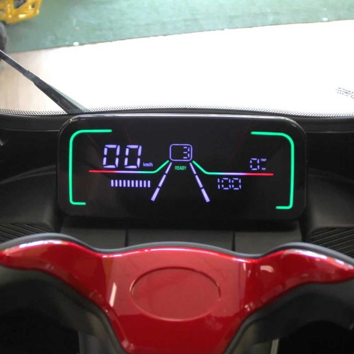 Електрическа Триместна Триколка MaxMotors Apple X3 1800W/48V/20Ah