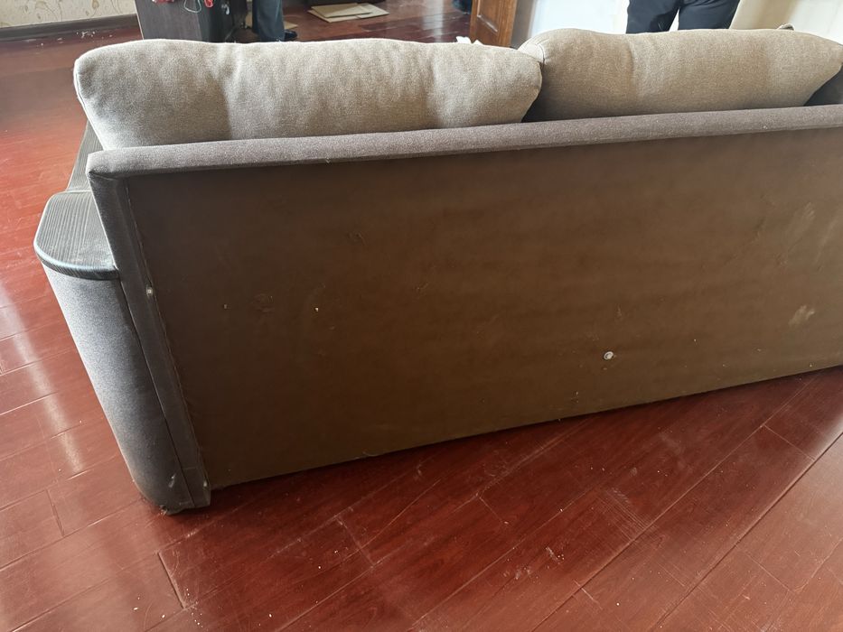 Диван, продам срочно
