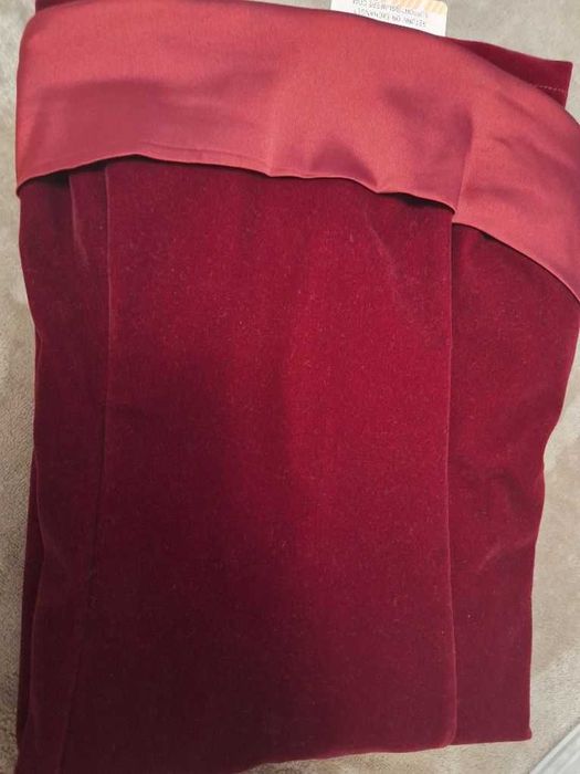 Коледна рокля бордо червена  кадифе