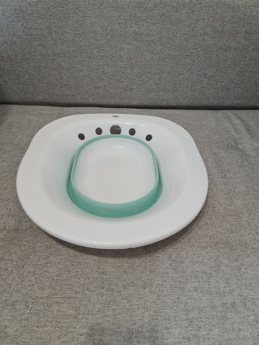 Продам ванночку для унитаза