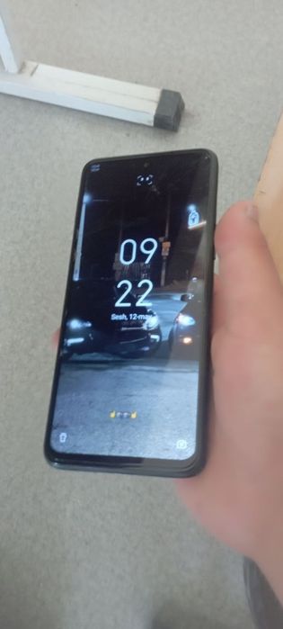 Infinix note 12i 600 000