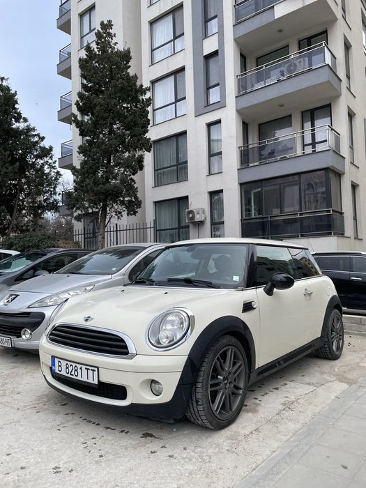 Преден десен фар mini cooper r56 / мини купър