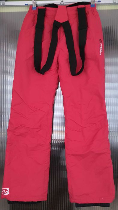 Vand pantaloni de schi