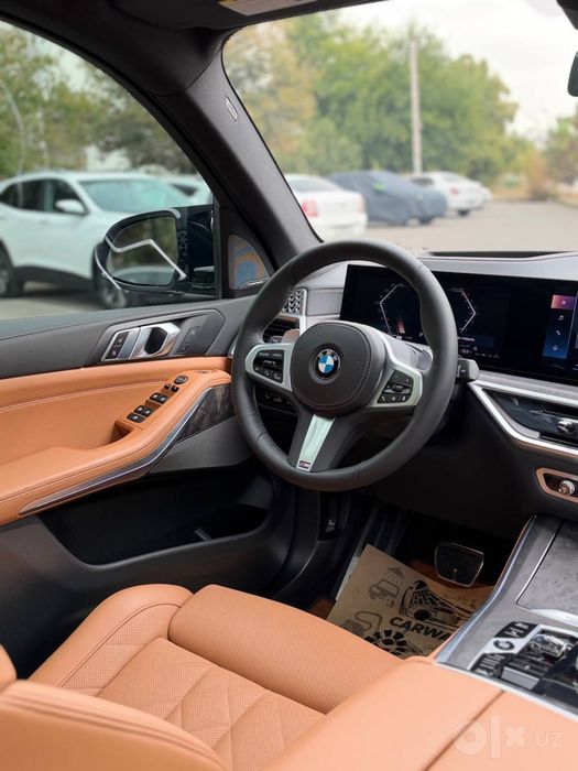 BMW X5 xDrive40i— 2023