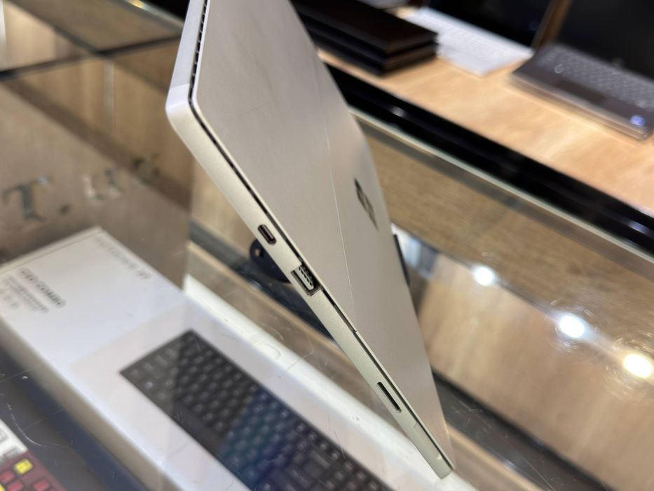 MICROSOFT SURFACE PRO 7
• Экран 12.5 2.5K ips Сенсорный
• Intel CORE i