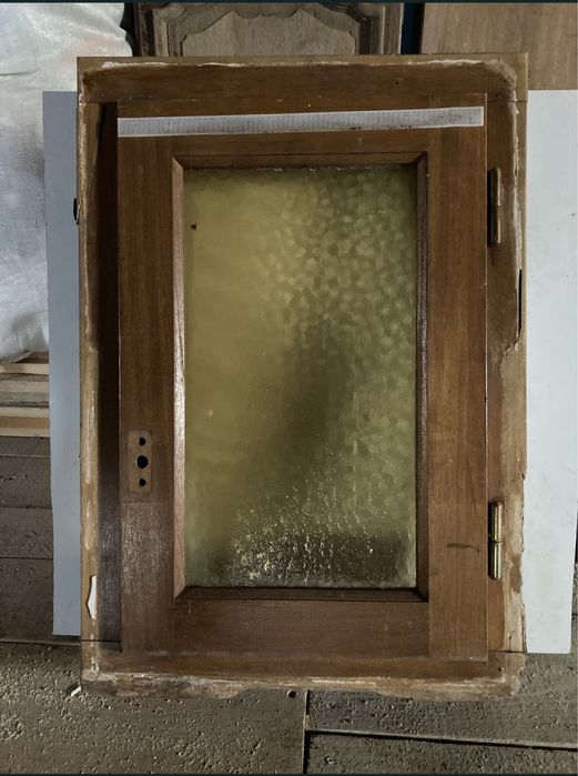 Fereastra din lemn exotic 70/40