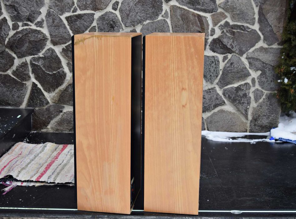 Boxe Dali 4a, boxe de podea