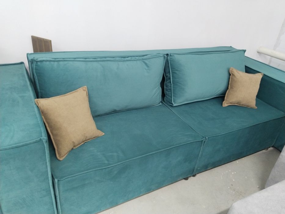 Диван в стиле лофт