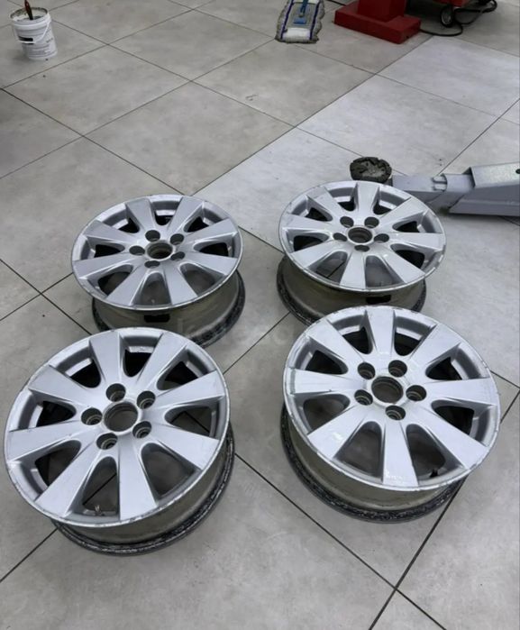 Продам диски на Тойоту Камри 30-40