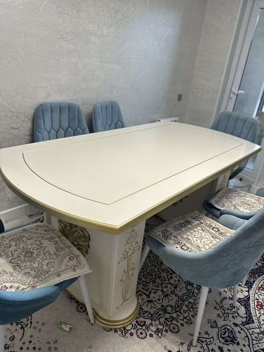 Кухонный стол высокий