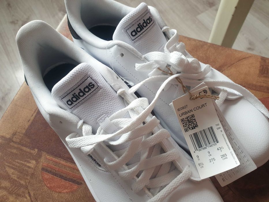 Adidas Сникърси Urban Court