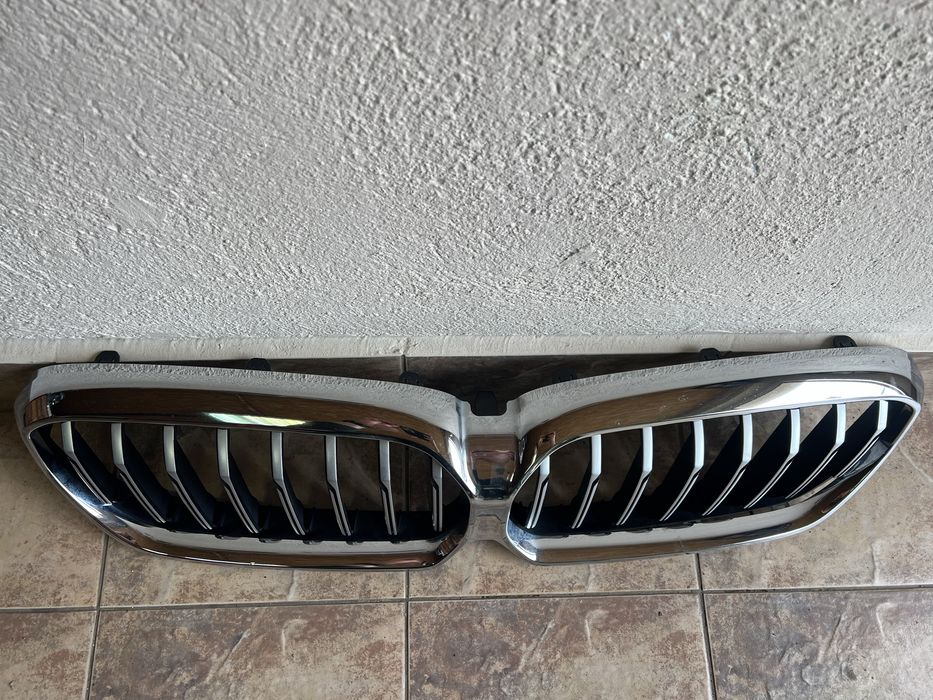 BMW G30 lci бъбреци оригинални