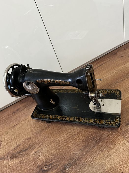 Швейная машинка ПМЗ