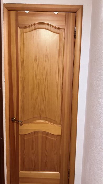 Продаю двери б/у
