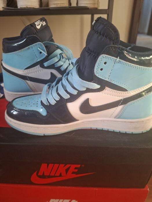 Jordan 1 blue chill